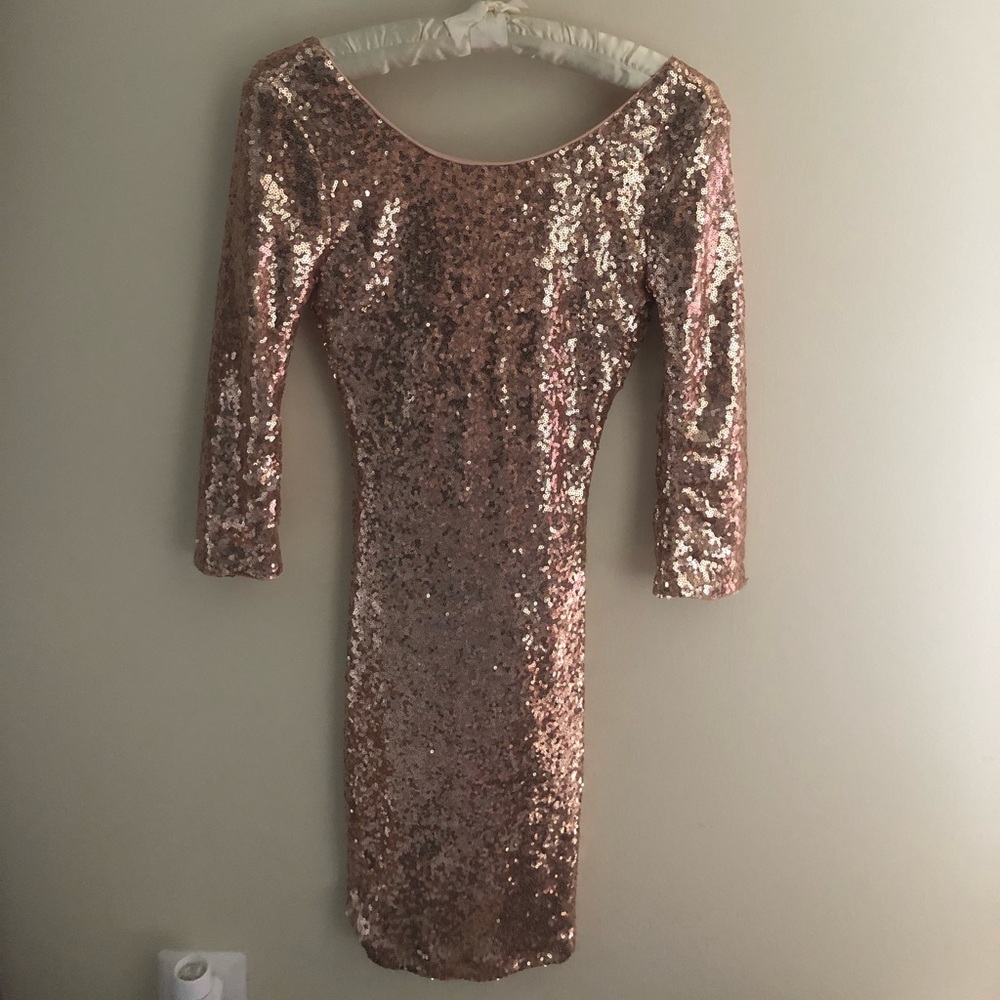 Gold sequined Lulu’s dress XS